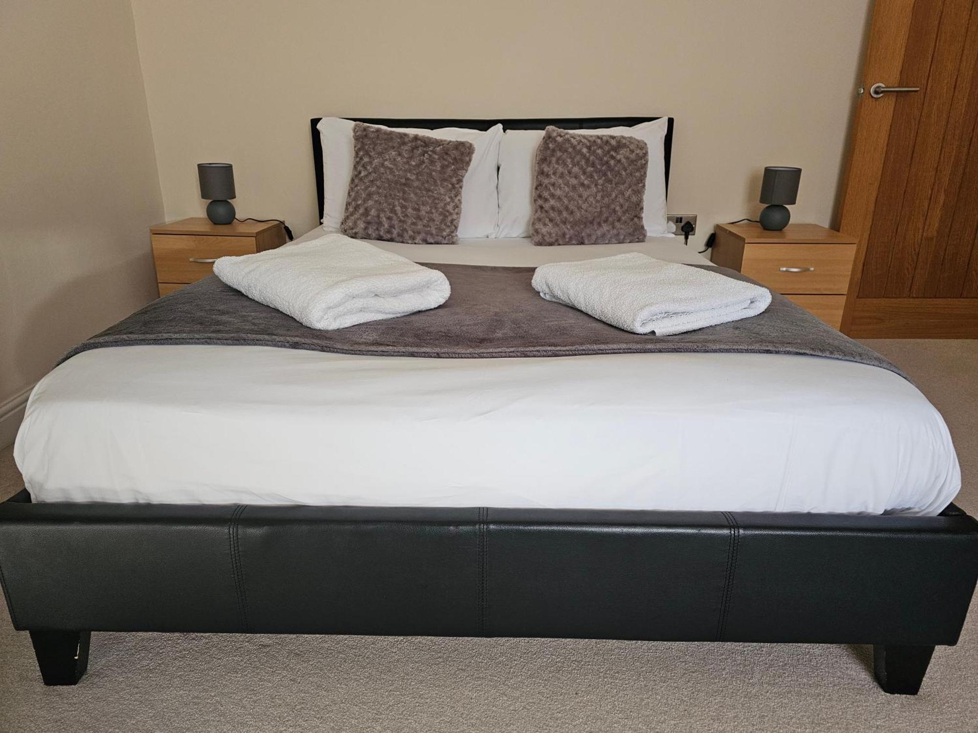 Modern 2 Bedrooms In Town Centre 10 Ipswich